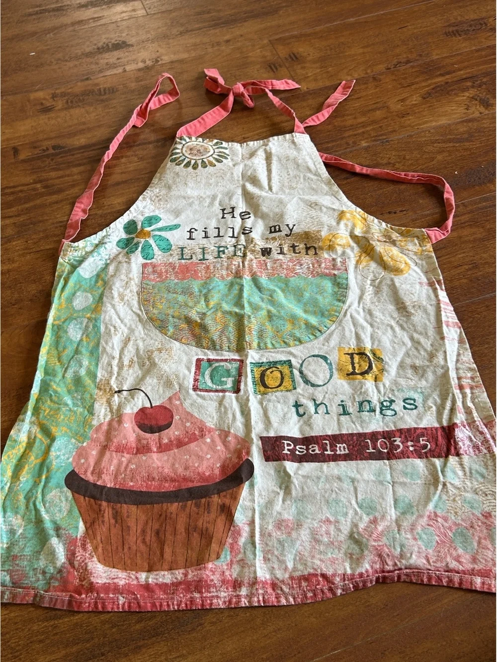 Vintage Cotton Kitchen Apron with Psalm 103:5 Inspirational Print